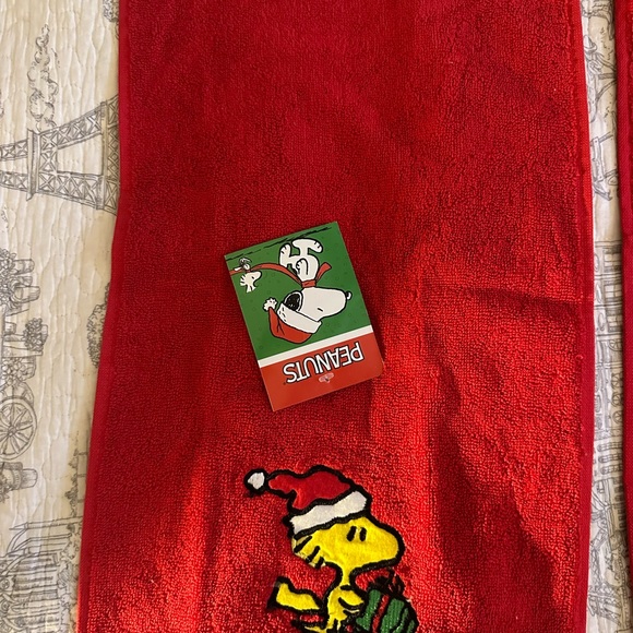 Peanuts Fingertip and Hand Towel - Picture 2 of 9